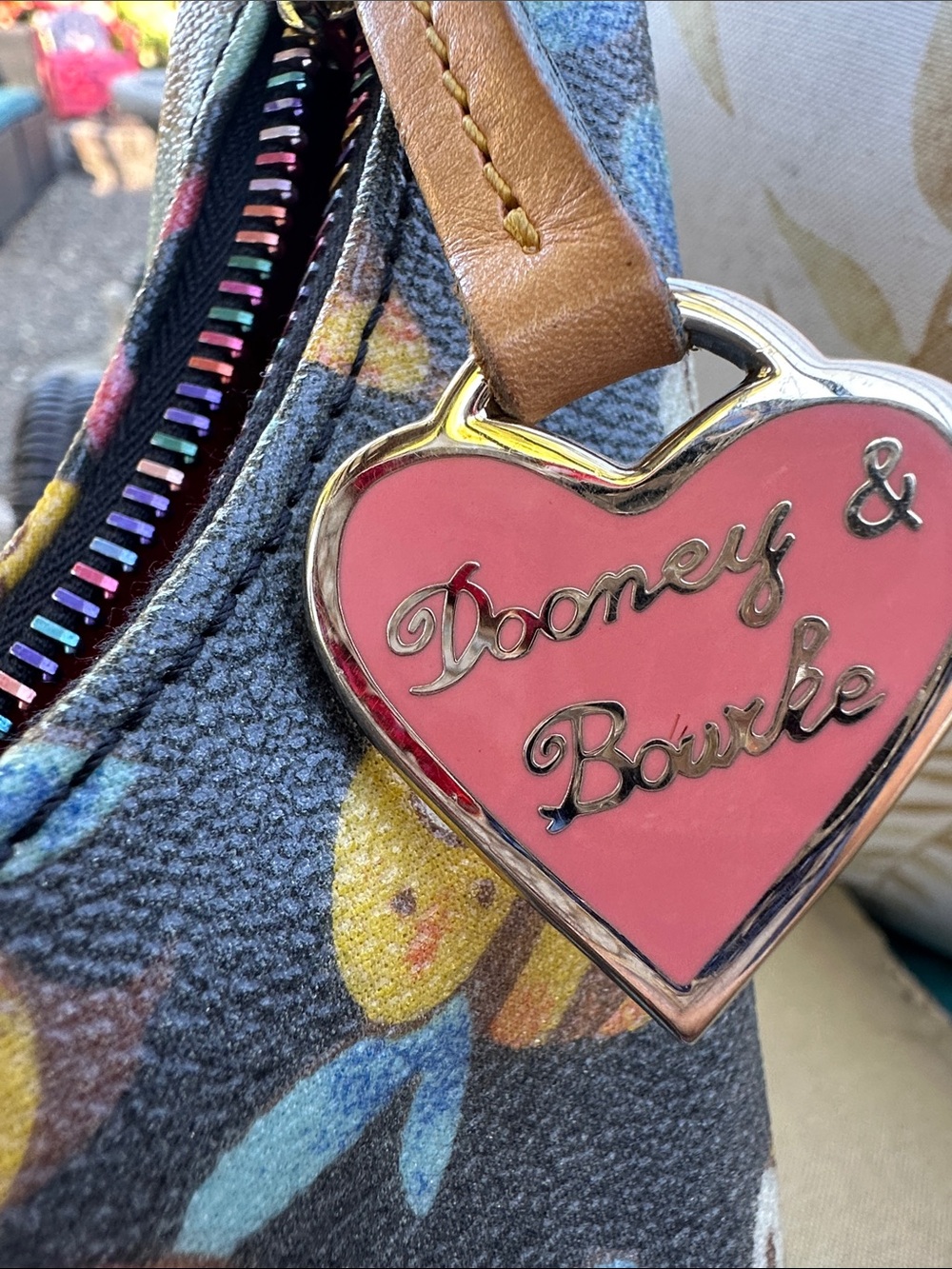 Rare Dooney & Bourke Bee Monogram Bucket Bag - Multicolor - Picture 7 of 8